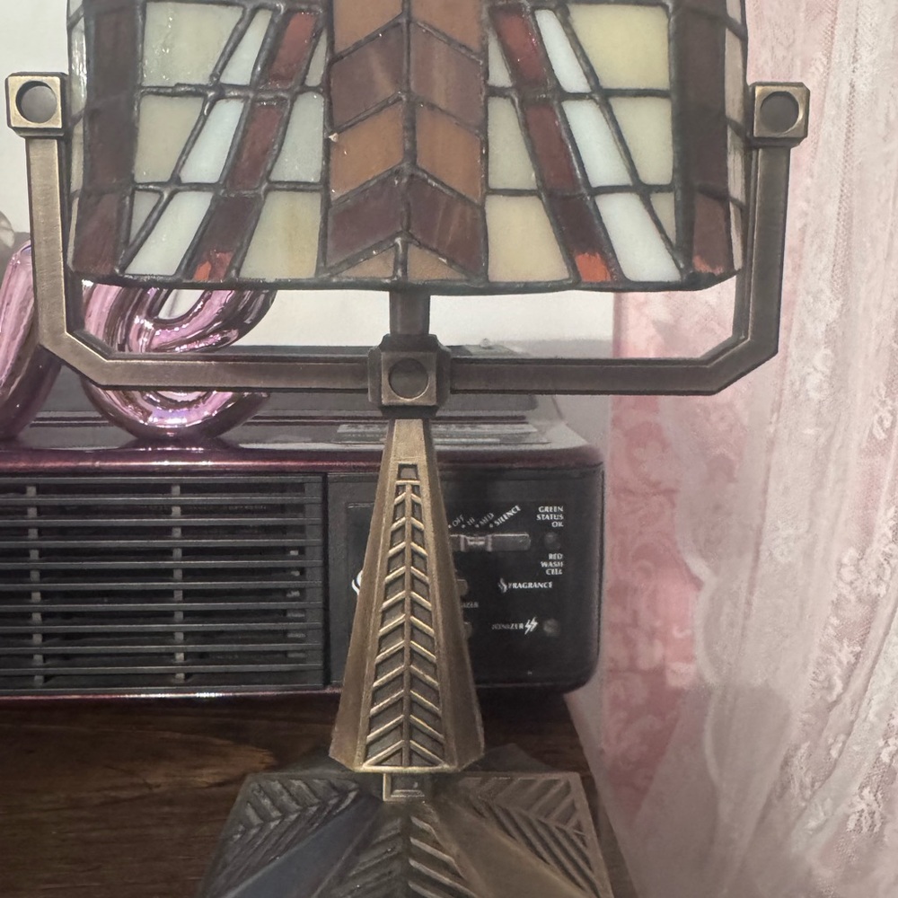 Beautiful Vintage Stained Glass Table Lamp Candle Holder….(No electrical cord)